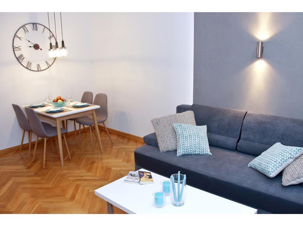 Srebrna Apartment *